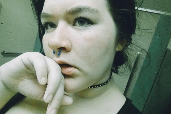 U PEKARI JE ČULA ZAO KOMENTAR NA RAČUN SVOG IZGLEDA: Njena OSVETA će vas oduševiti!