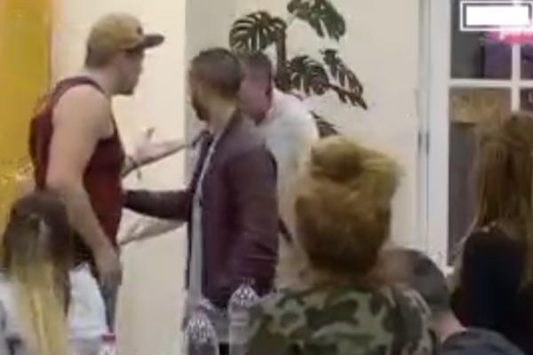 NEOČEKIVANI OBRAČUN: Filip pred svima priznao da je VODIO LJUBAV sa Kijom, Sloba napravio HAOS (VIDEO)