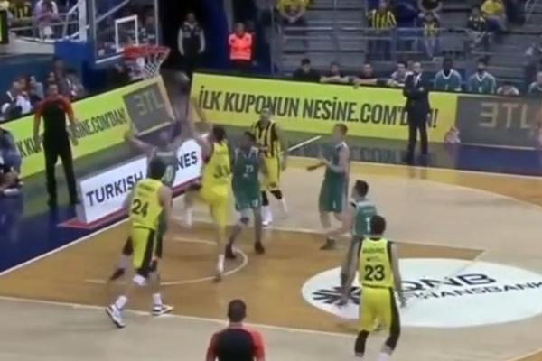 TREJSI MEKGREJDI LAJKS DIS: Šta uradi, ludi Kalina?! Evroliga ovakav potez godinama, pa i decenijama, nije videla! (VIDEO)