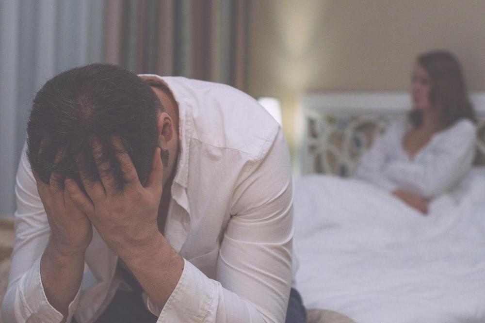 PIJAN SAM SPAVAO S ĆERKOM SVOJE DEVOJKE: Bio sam joj PRVI MUŠKARAC!