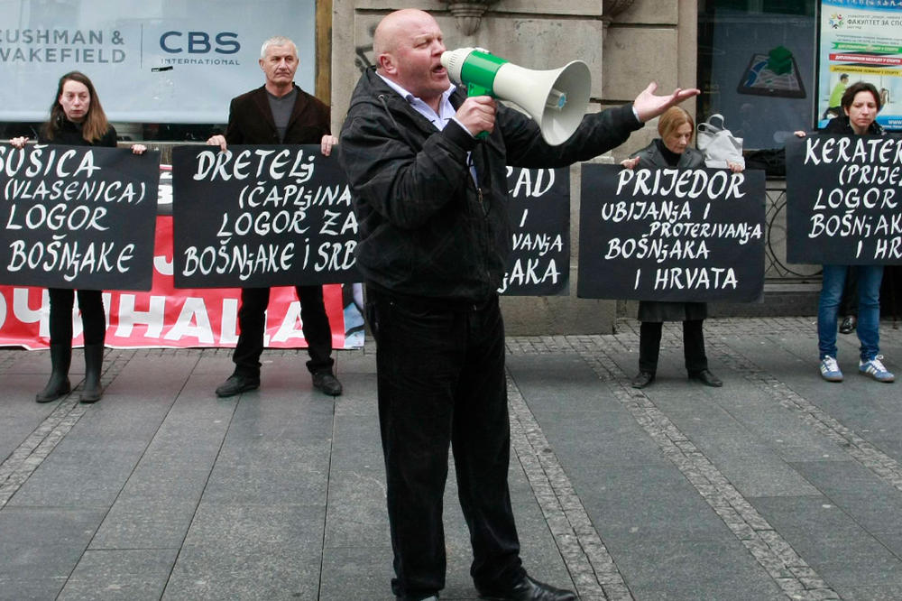 KO SIMI SPASIĆU DOZVOLJAVA DA PRETI SVIMA, pita Dragojević: Kako je osuđeni silovatelj postao Bog i batina?