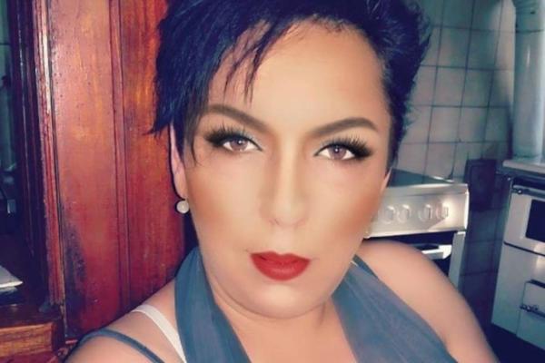 UMRLI OD TUGE JEDNO ZA DRUGIM: Pevačica iz Velike Plane umrla nakon OPERACIJE, njen brat se posle 33 dana BACIO POD VOZ!