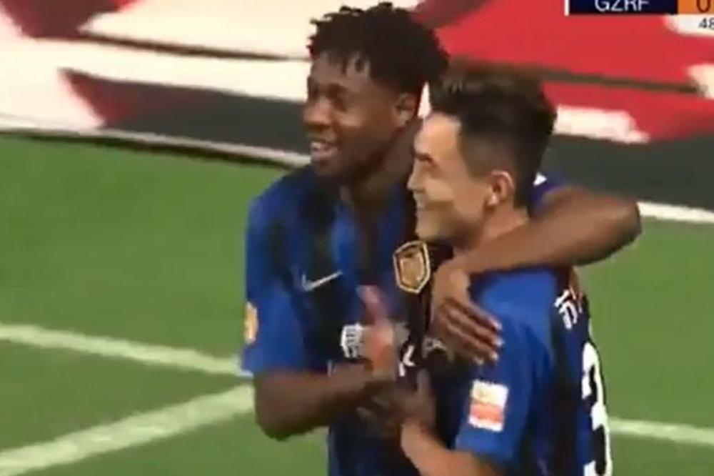 FEŠTA U KINI, BOAĆI POSTAJE IKONA: Bivši napadač Zvezde dobio Piksija! (VIDEO)