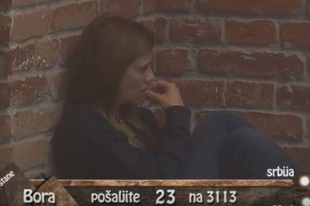 KIJI JE UMRO OTAC, A OVO ĆE JE DOTUĆI! Majka učesnice Zadruge se od nekadašnjeg partnera oprostila na PRETUŽAN NAČIN! (FOTO)