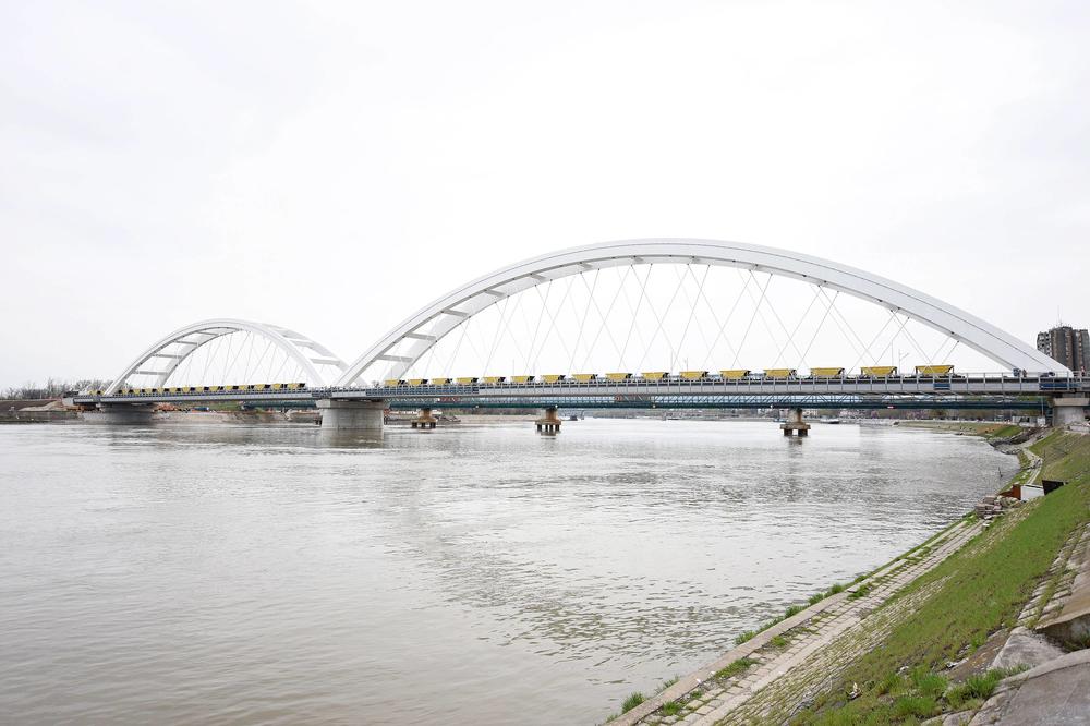 MISTERIJA KOD RAKOVAČKE ADE: Nestali muškarci u nedelju posle podne