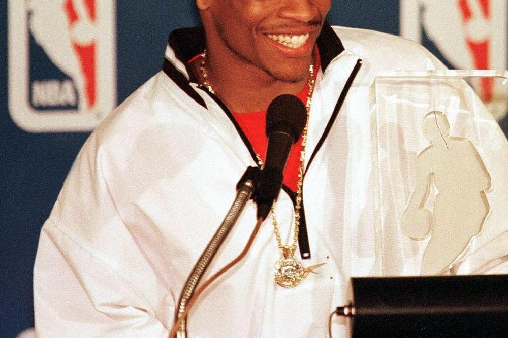 Ajversone, gledaš li? Filadelfija ponovila uspeh iz 2002. godine! (VIDEO)