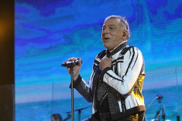 LEGENDA JUGOSLAVIJE IMALA MOŽDANI UDAR: Životna drama velikog pevača