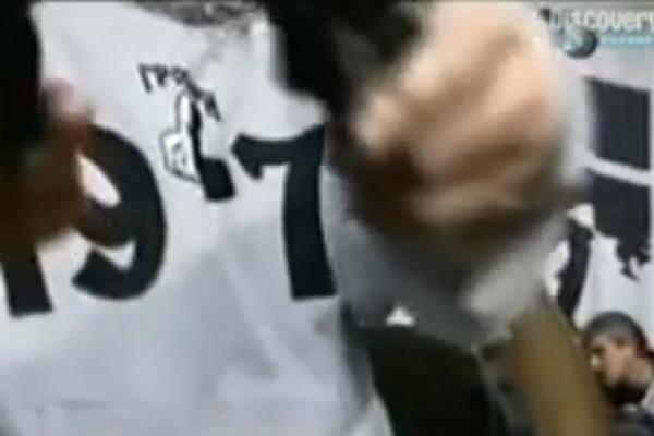 BELI PRAH NA STOLU, ORUŽJE, I NAVIJAČKA PESMA! Da li se sećate kultnog filma o huliganima koji je proslavio Grobare? (FOTO)