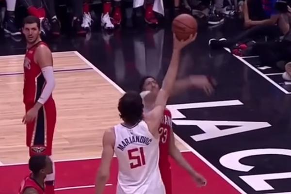 Bobi se igrao sa Obrvom kao s malim detetom: Ponizio ga pred svima! Dejvisu se smejala cela hala, pa i saigrači! (VIDEO)