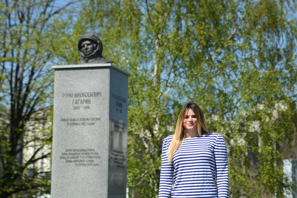 Novinarka na licu mesta