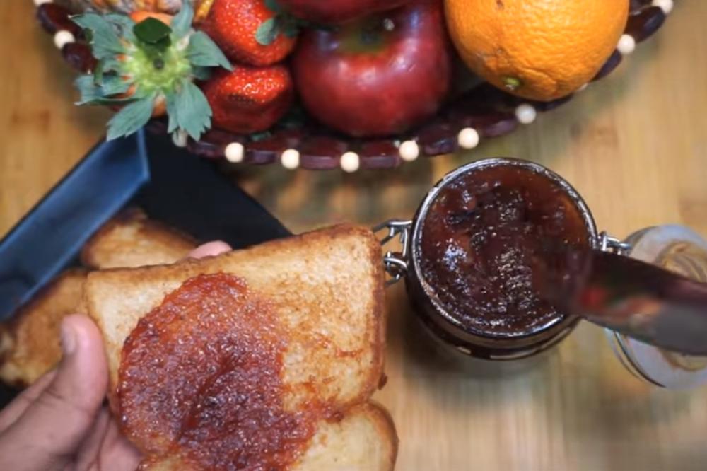 DELUJE 4 PUTA BRŽE OD LAKSATIVA: Jedite ovaj DŽEM pre spavanja, i ujutro ćete SKROZ ISPRAZNITI CREVA!