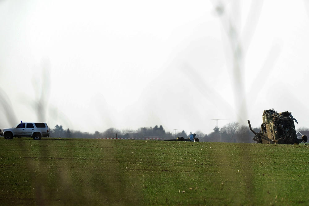 (UZNEMIRUJUĆ SNIMAK) Poginuo Vladimir Trapeznikov! Hteo da poleti letelicom koju je sam napravio, ćerka sve gledala