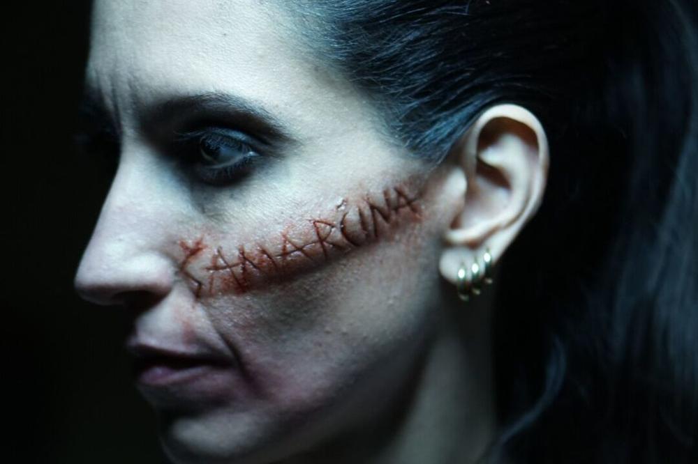 Dobili ste Šamarčinu od E Play-a! Šta se krije iza priče o unakaženim devojkama? (VIDEO)