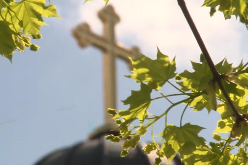 BOG POSLAO ZNAK LAZIĆIMA ISPRED CRKVE U BRESTAČU: Darkova rođaka tvrdi da se dogodilo ČUDO