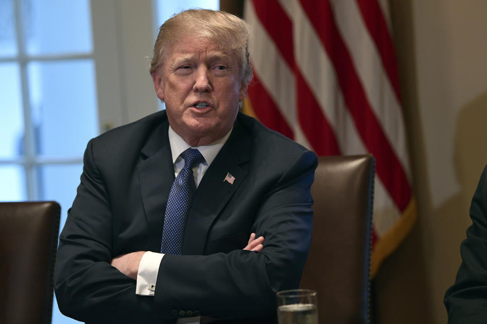 TRAMP PROMENIO PLOČU 30 MINUTA POSLE PRETNJE RATOM: Hajde da svi budemo braća, zaustavimo trku u naoružanju! (FOTO)