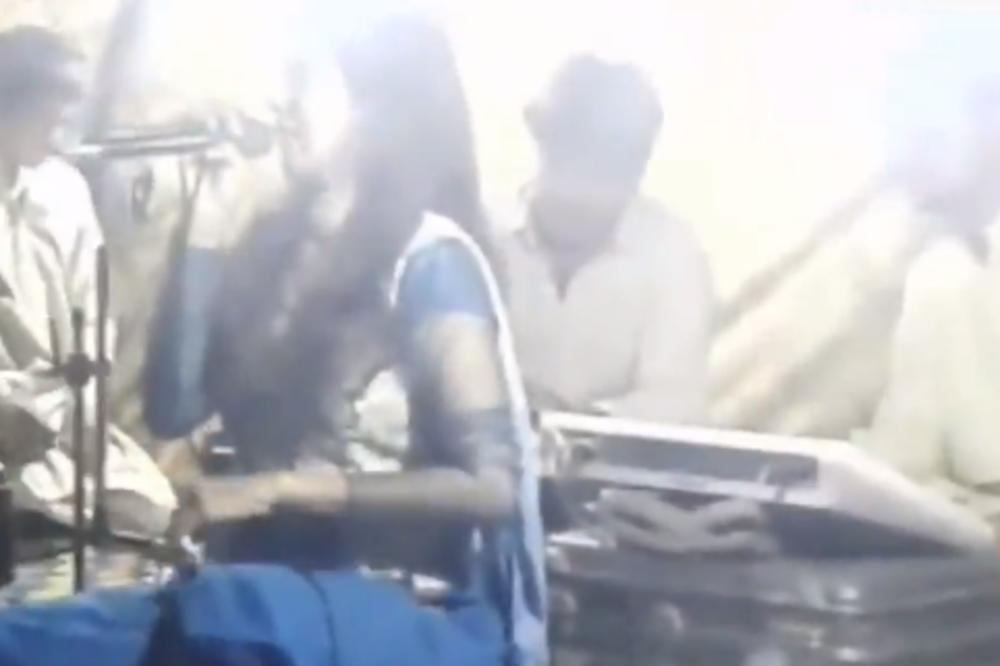 NEVIĐEN HOROR: Trudna pevačica upucana dok je pevala! (VIDEO)