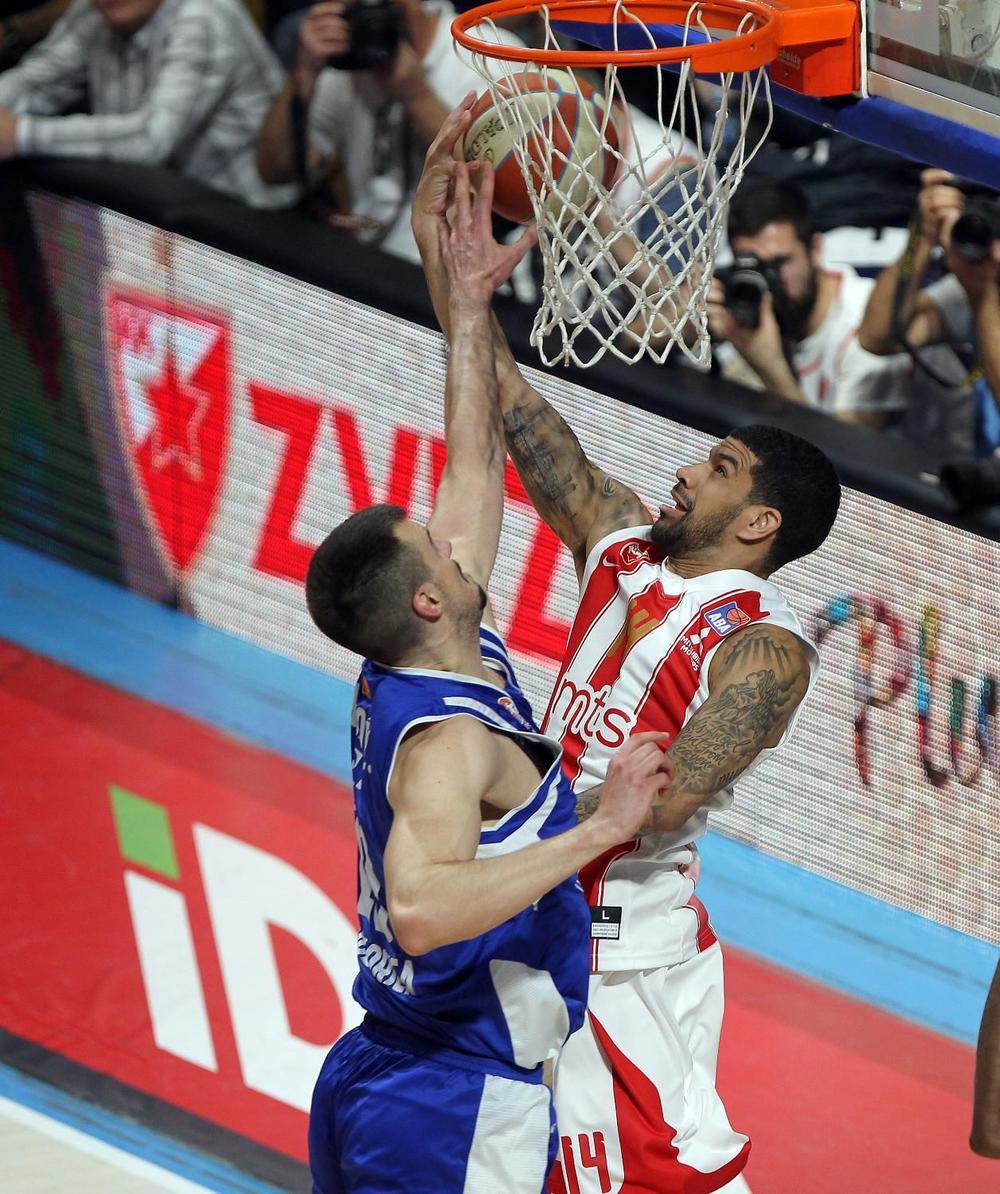 Džejms Feldin na meču protiv Budućnosti u Beogradu