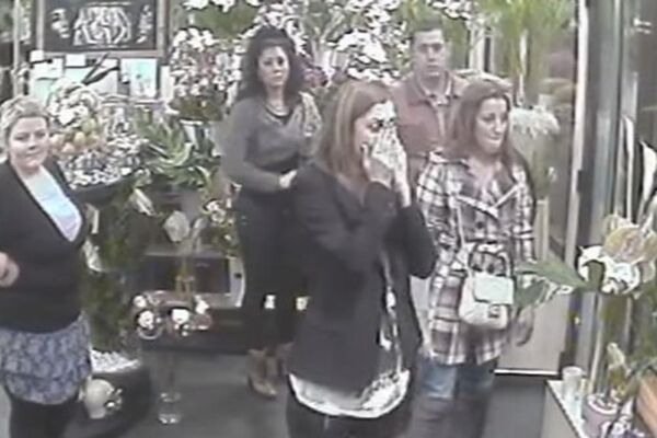 Srbija bruji o njenoj AKCIJI sa Mikijem, a niko ne zna da je Nadežda pre nekoliko godina bila ZAROBLJENA od strane NAORUŽANOG muškarca (VIDEO)