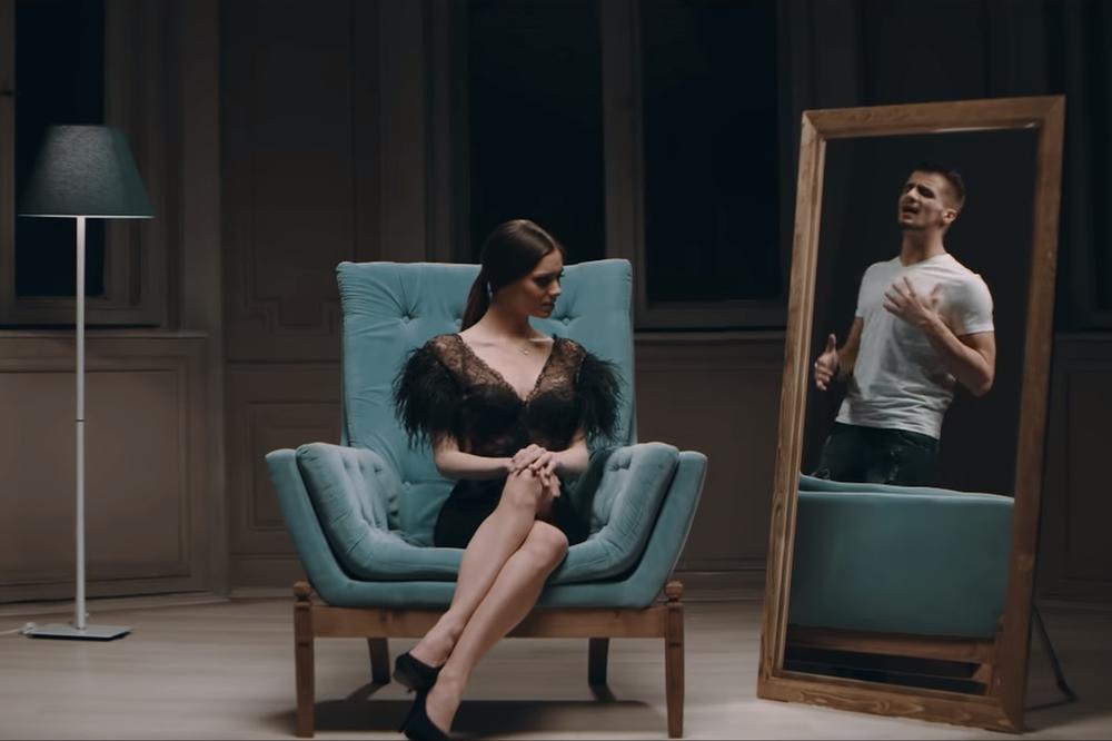 POGLEDAJTE NOVI SPOT LAPSUS BENDA ZA PESMU FOLIRAŠ: Kasnili zbog Opačićevih koncerata (VIDEO)