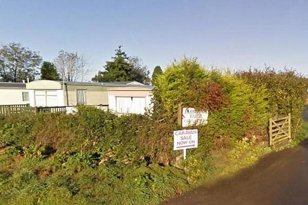 Bila je u vezi sa MILIONEROM 42 GODINE, a kad je umro, ŠOKIRALA SE kad je videla kome je SVE OSTAVIO!