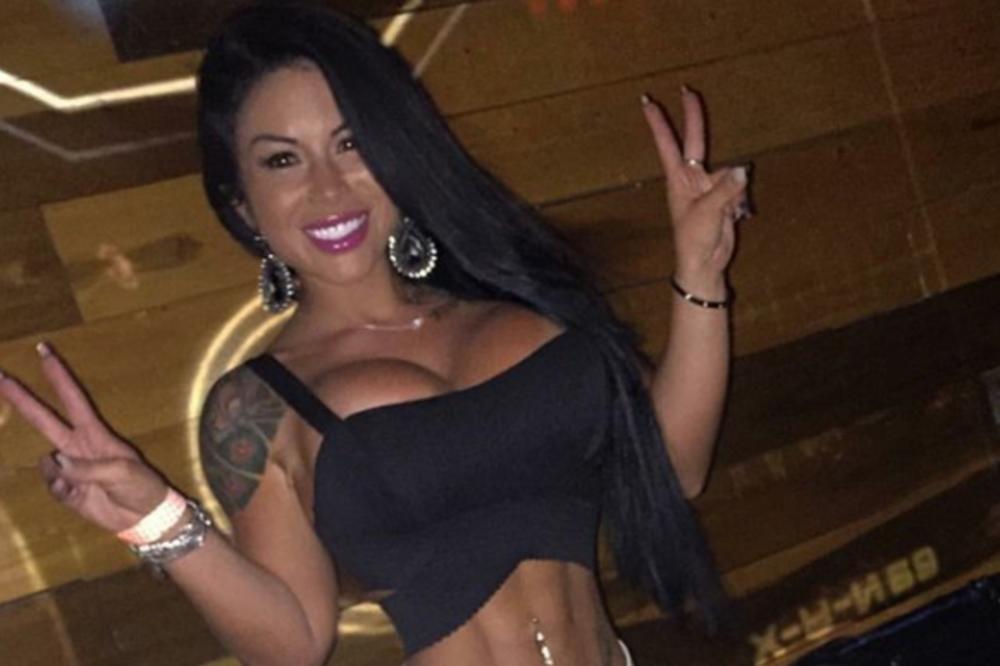 INSTAGRAM ZVEZDA JE HTELA DA BUDE SAVRŠENA,  a onda joj je jedna operacija umalo uništila život! (FOTO)