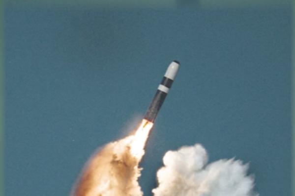 ČIME TRAMP PRETI RUSIJI I SIRIJI? Obećao im INTELIGENTNE rakete kojima je gađana i Srbija 1999! (FOTO) (VIDEO)