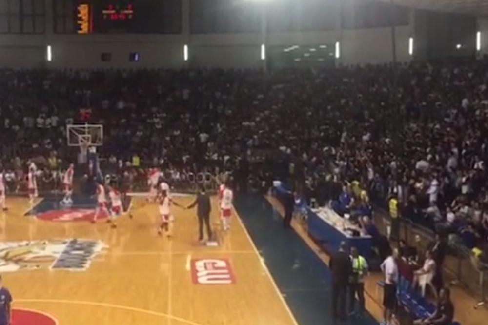 PREDSTAVLJAO SRBIJU NA EVROVIZIJI, PA PEVAO SI**J ZVEZDO: Crnogorski pevač divljao u kopu sa Varvarima!