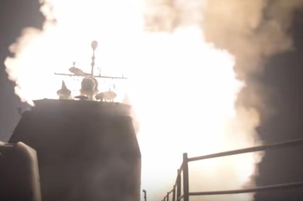 PRVI SNIMCI TRAMPOVIH RAKETA: Evo kako su Amerikanci napali Siriju (VIDEO)