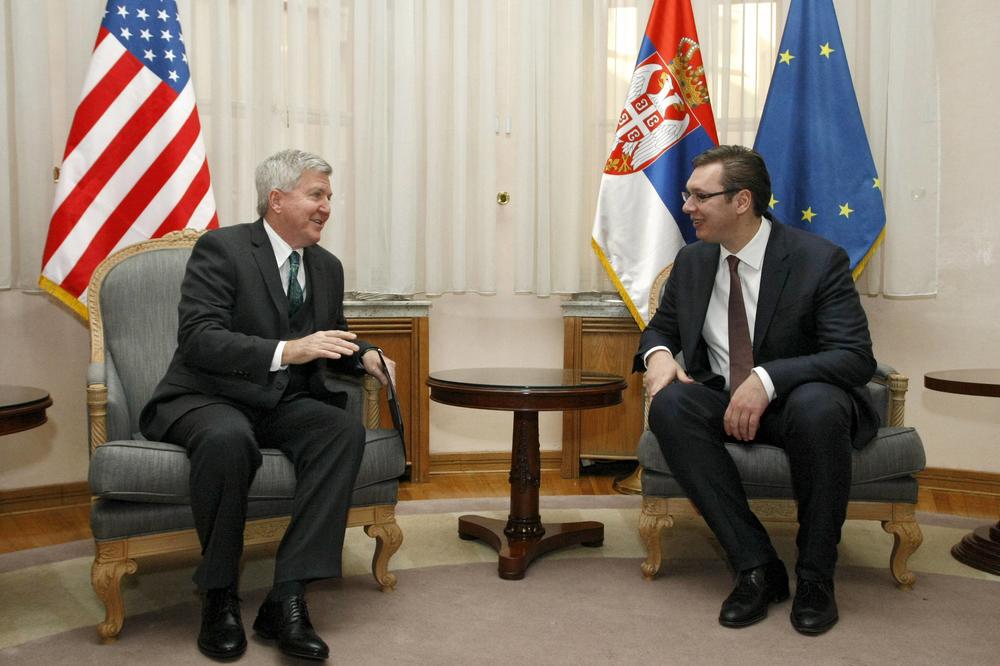 Srbija ne želi da se meša u odnose između velikih sila! KAJL SKOT I VUČIĆ O SITUACIJI U SIRIJI