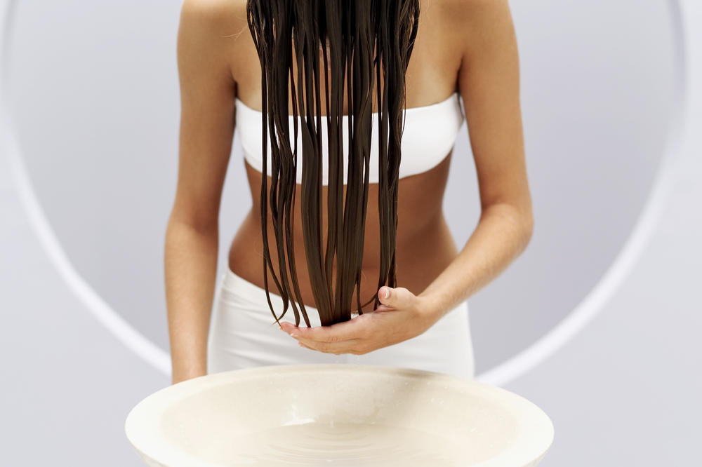 BIĆETE KAO ZLATOKOSA: Ako luk koristite na OVAJ NAČIN vaša kosa će rasti kao luda!