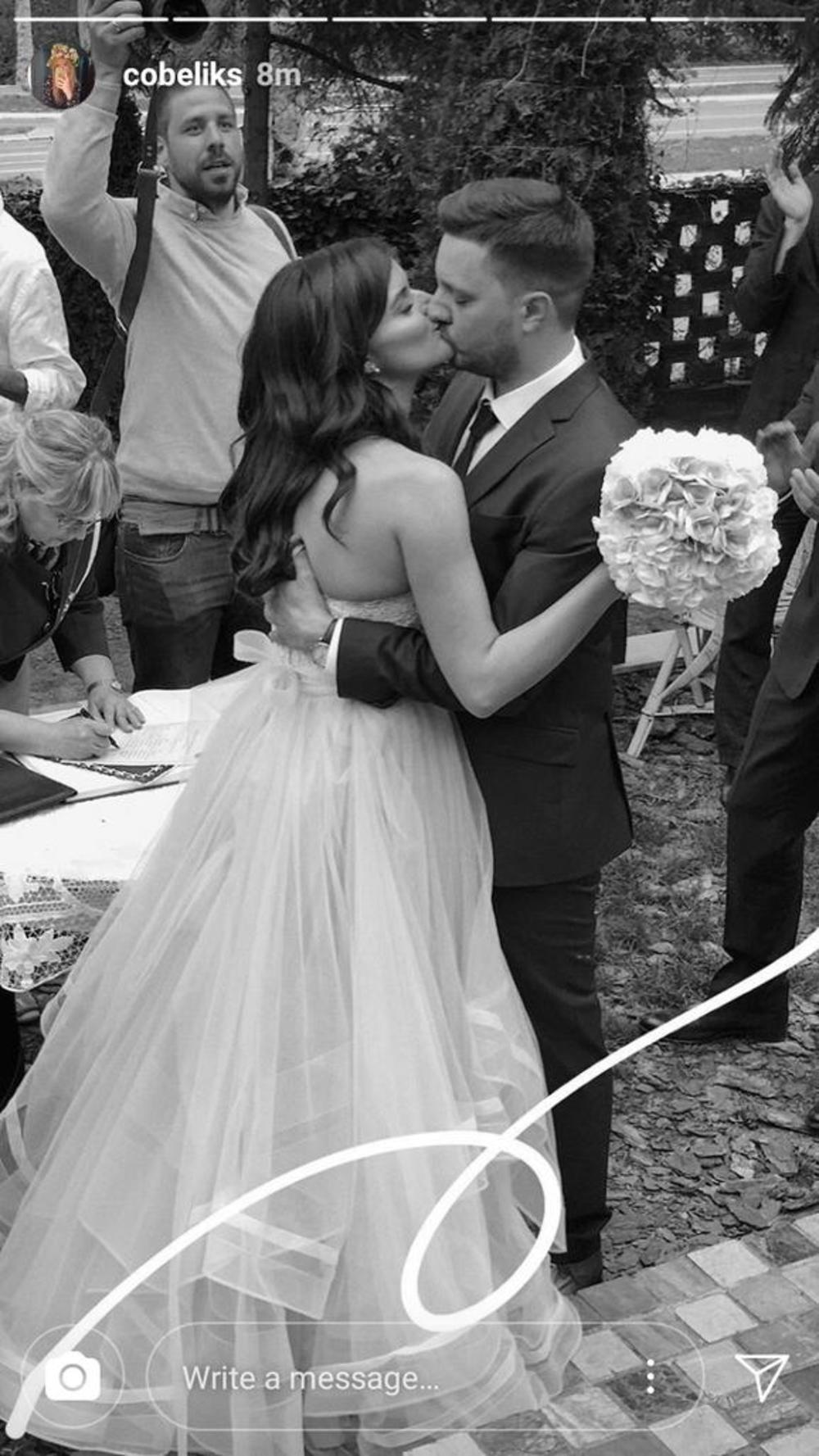 Glumica se danas udala 