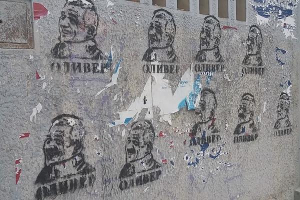 TUGA I OPOMENA: Grafiti sa likom ubijenog Olivera podsećaju na pravdu koja čeka