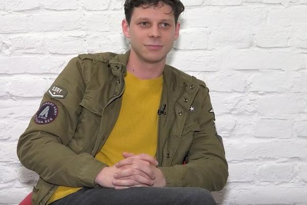 NJEGOVOG LIKA IZ NEMANJIĆA SU BUKVALNO SATANIZOVALI: Glumac Miloš Đurović za Espreso otkriva drugu stranu serije o kojoj cela zemlja priča (VIDEO)