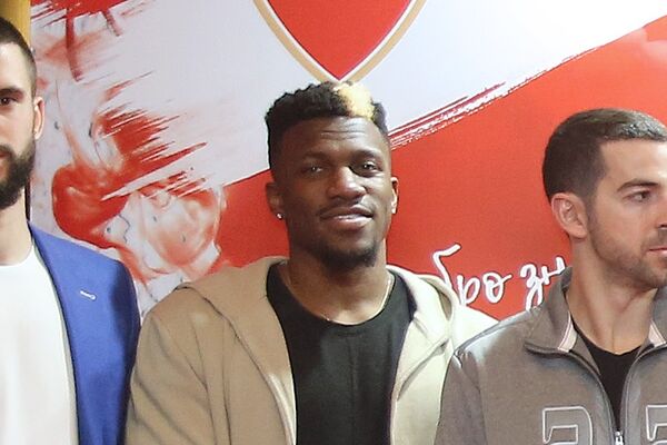 RASKINUO UGOVOR, PA NAPUSTIO SRBIJU! Dosadašnji košarkaš Zvezde već ima novi klub! (FOTO)