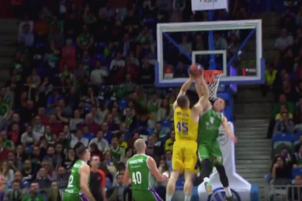 BANANA SPLIT NA SRPSKI NAČIN: Zbog ovih blokada protivnici se pitaju da li se to Mutombo vratio ili su jednostavno naši igrači!? (VIDEO)