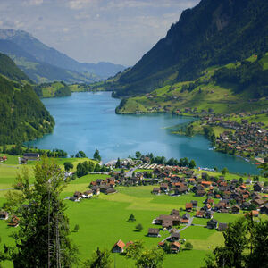 Plata preko 6.500 evra, a traže čak 20.000 radnika! Ova zemlja koja nam nije daleko nudi veliku šansu za zaradu!