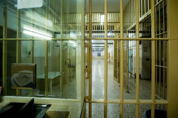 HAOS U HRVATSKOM ZATVORU: Zatvorenici otrovani hranom, jedan ZABORAVLJEN na slobodi 8 sati!