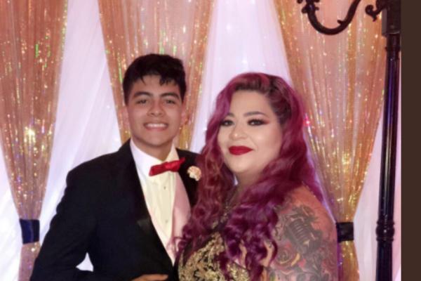 ODLUČIO JE DA NA MATURU POVEDE SVOJU MAMU: Razlog za to je SRCEPARAJUĆ! (FOTO)