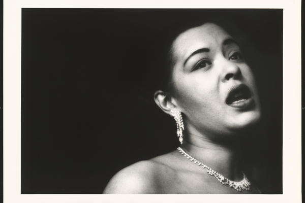 OVA KRALJICA MUZIKE JE PRETEČA ROKENROL NAČINA ŽIVOTA: Dva puta je silovana do svoje 15. godine, navukla se na heroin i umrla u mukama (VIDEO)