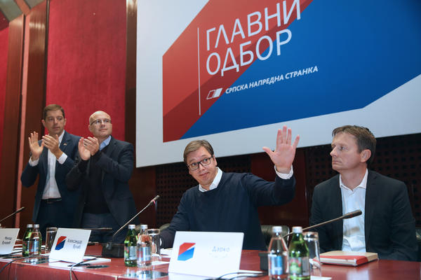 PONOVIO BIH DA JE ZORANA OPIJENA FUNKCIJOM OD KOJE SE OBOGATILA: Glišić oštro udario na ministarku i pojedine funkcionere SNS