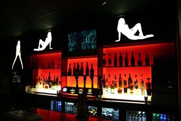 BOGATI KLINCI BEOGRADA: Pogledajte dobro ovaj račun, NAPRAVILI SU GA ZA JEDNO VEČE! (BAHATO)