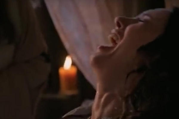 NAJMUČNIJA SCENA U NEMANJIĆIMA: Za gledanje POROĐAJA Slobode Mićalović je trebalo imati jak želudac (FOTO)