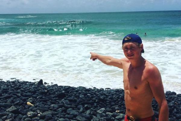 PREŽIVEO NAPAD MEDVEDA, AJKULE I ZMIJE: Ovaj mladić je imao neverovatnu sreću u nesreći!