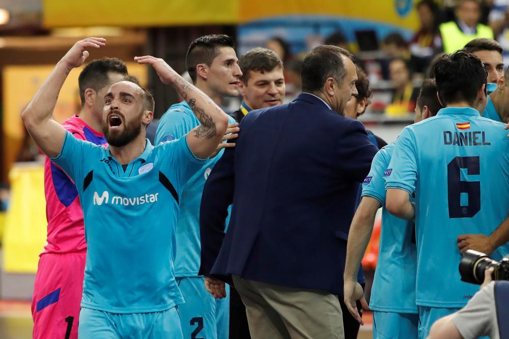 ON NIJE ČOVEK, ON JE MAGIJA! Rikardinjo i sa klubom osvojio Evropu, a uz to je ponovo dominirao na petoparcu! (VIDEO)