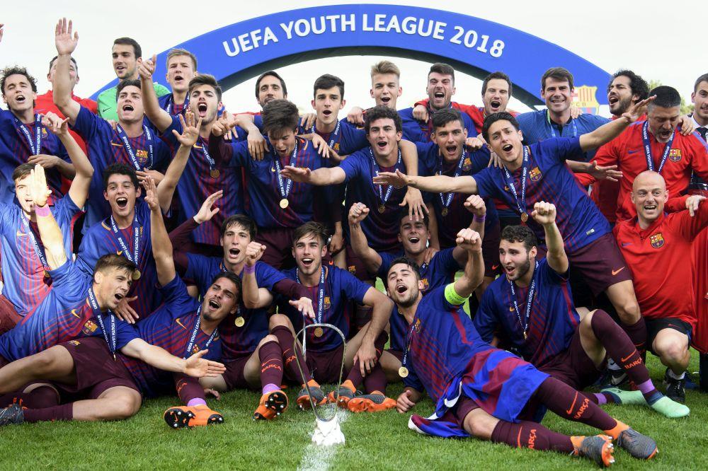 Plavci nisu znali šta ih je snašlo! Barselona je novi prvak Evrope! (FOTO) (VIDEO)