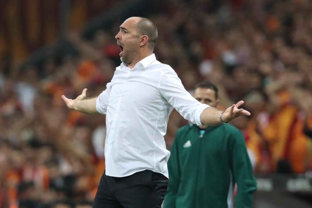 HRVAT MUČI IGRAČE U MARSEJU! Umalo da dođe do fizičkog okršaja, izbacio igrača zbog verbalnog sukoba!