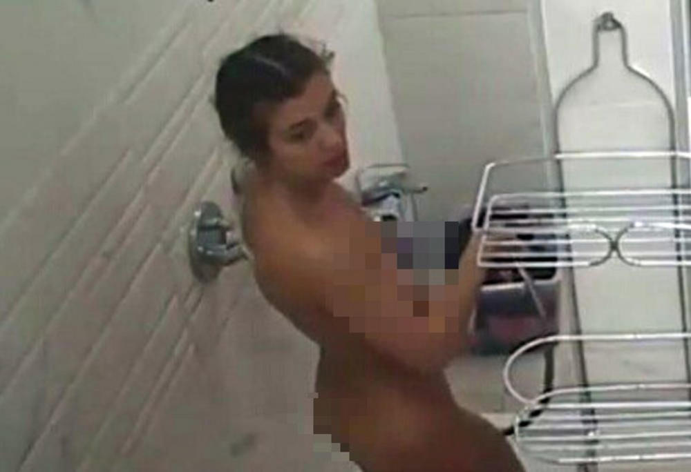 Kija je svima pokazala čime raspolaže  