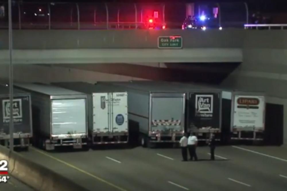 FRANCUSKA: Vozači kamiona ZAGLAVLJENI u VB, stanje je katastrofalno