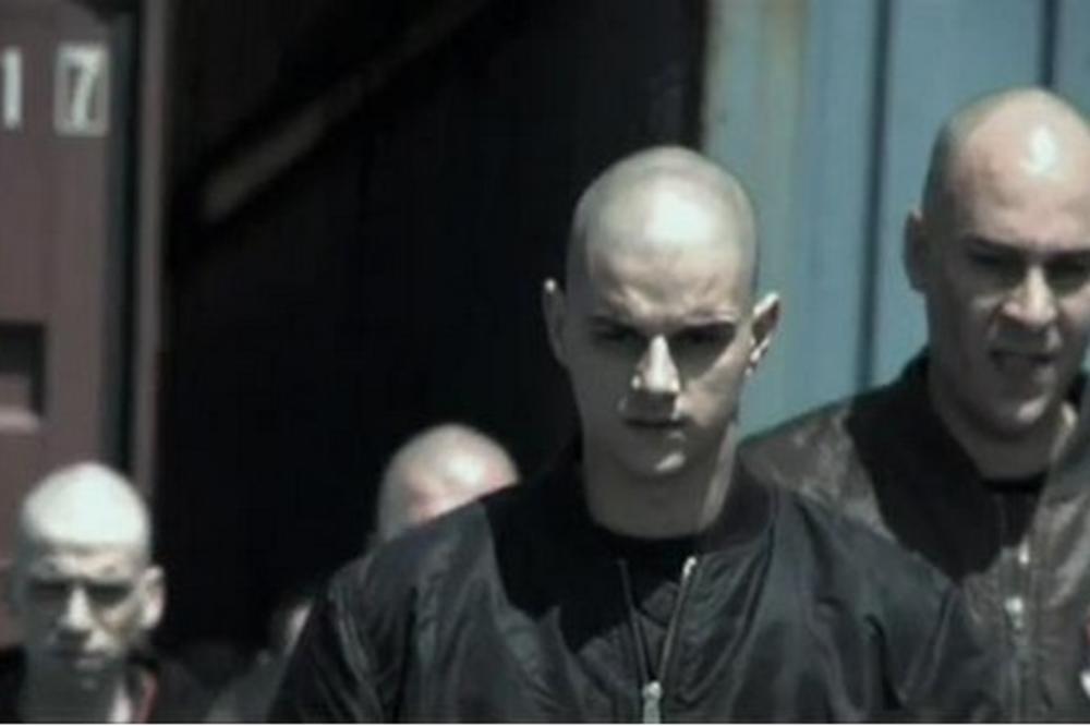 HULIGAN IZ FILMA ŠIŠANJE danas je neprepoznatljiv, zgodan je do bola i NEMA ŽENE KOJA GA NE BI POŽELELA! (FOTO)