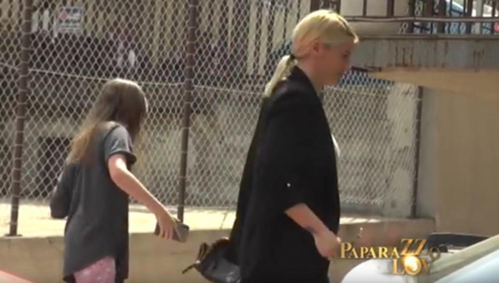 Na putu do tužilaštva stala je da se pozdravi sa svojom sestričinom Petrom  